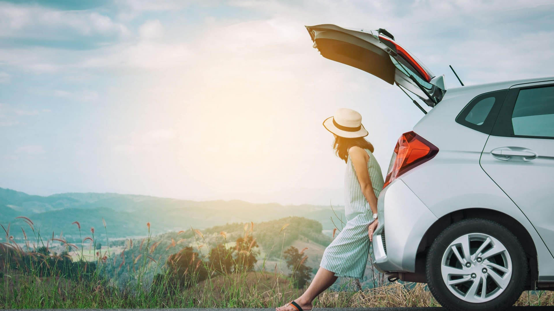 Advantages of Planning a Holiday with a Rental Car