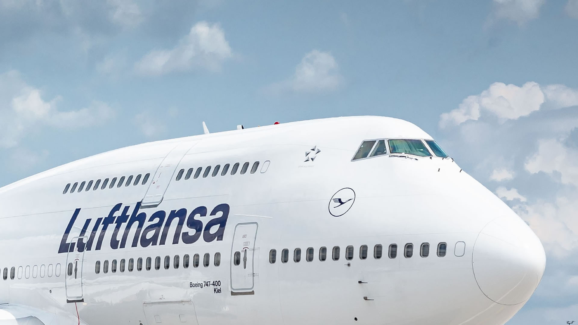Гигант авиакомпании из Lufthansa Германии и его направления в Измир